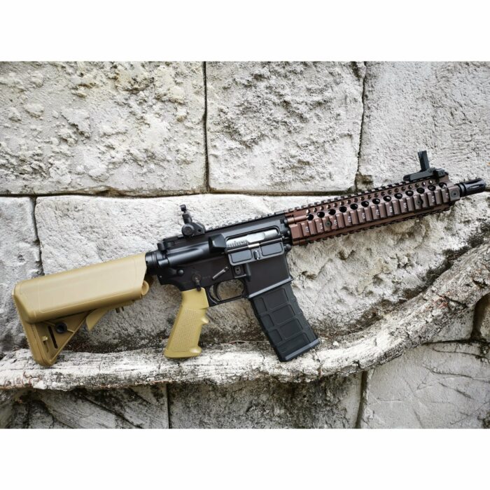 GOLDEN EAGLE MC6593MT-T MK18 MOD1 FULL METAL GEL BLASTER GREEN GAS POWERED GAS BLOWBACK RIFLE (Colour: TAN) - Image 9