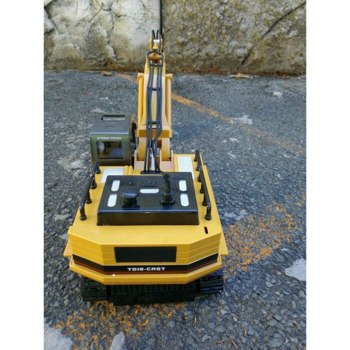 RC Remote Controlled 2.4GHz Die-Cast Tractor Excavator Digger Toy/Car/Truck/Kids