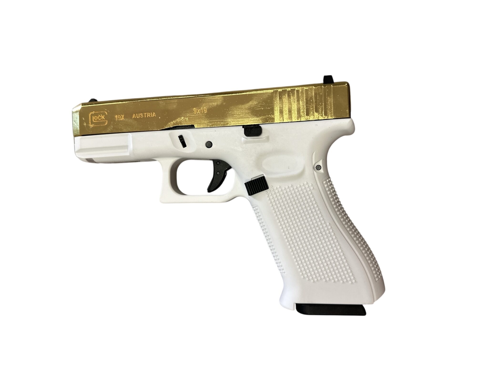 Glock19X Gen5 Gas Powered Gel Blaster (Golden Chrome Slide With White Grip) 9 Photoroom 20251004 155132 scaled